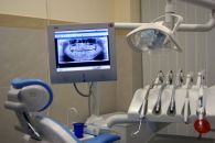 Dziki technologii cyfrowej stomatolog ma moliwo wywietlenia pantomogramu bezporednio przy fotelu stomatologicznym.
